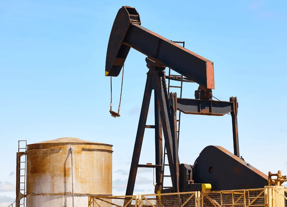 Illustration of oil extraction process showing fluid movement